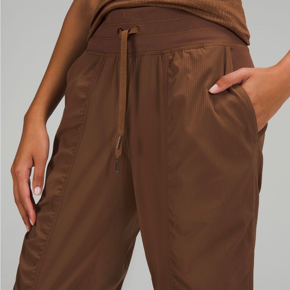 lululemon dance studio jogger brand new